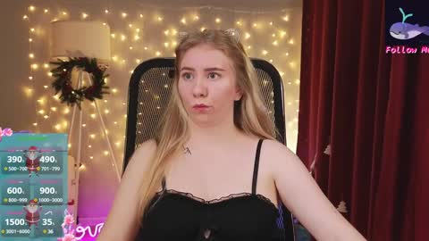 Donna online show from December 19, 8:44 pm