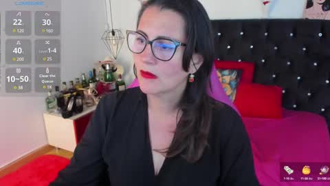 Snapshot of d_martii chatting on March 10, 3:41 pm Mia online show from March 10, 3:41 pm