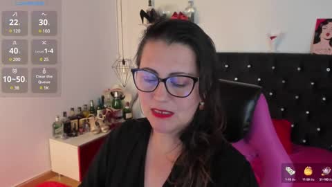 Snapshot of d_martii chatting on March 10, 8:23 pm Mia online show from March 10, 8:23 pm