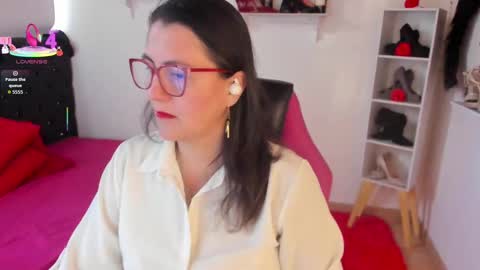 Snapshot of d_martii chatting on September 14, 12:04 pm Mia online show from September 14, 12:04 pm