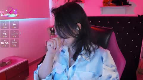 Snapshot of d_martii chatting on September 30, 12:21 pm Mia online show from September 30, 12:21 pm