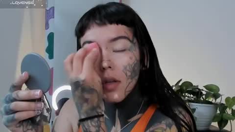 Darlene online show from March 10, 9:43 am