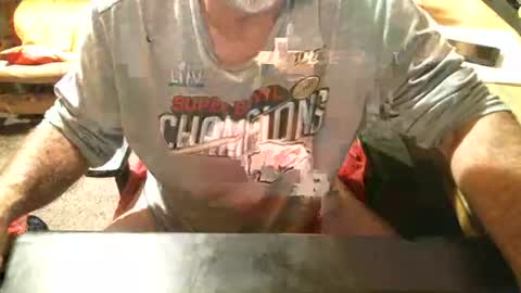 Snapshot of dabaatendae chatting on December 16, 5:01 am dabaatendae online show from December 16, 5:01 am