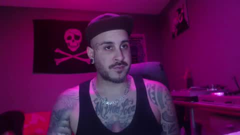 Snapshot of dabirdfree chatting on December 29, 5:12 pm Destroyer online show from December 29, 5:12 pm