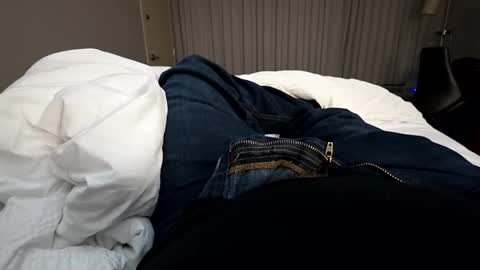 Snapshot of dacc03 chatting on March 4, 8:53 am dacc03 online show from March 4, 8:53 am