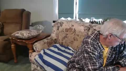 Snapshot of daddy0261 chatting on December 21, 5:42 pm daddy0261 online show from December 21, 5:42 pm