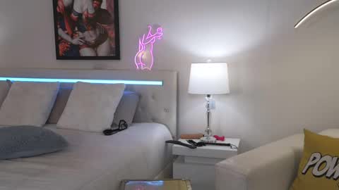 Sabrinna Bae online show from January 2, 8:49 am