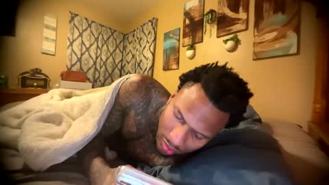 Snapshot of daddyjanimal chatting on October 5, 8:12 am sexy tatted king bbc online show from October 5, 8:12 am