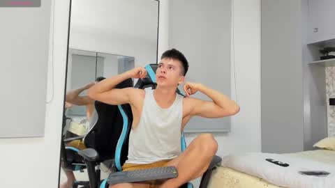 Snapshot of daddyrich4u chatting on September 27, 12:48 am daddyrich4u online show from September 27, 12:48 am