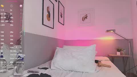 Snapshot of daddys_little_princesss chatting on February 13, 6:41 am Antonella online show from February 13, 6:41 am