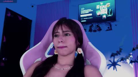 Snapshot of dafne17_ chatting on November 3, 1:56 pm Dafne online show from November 3, 1:56 pm