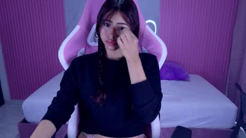 Snapshot of dafne17_ chatting on November 21, 2:27 pm Dafne online show from November 21, 2:27 pm