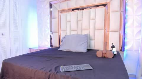 Snapshot of dafnee_adams chatting on November 24, 12:27 pm Dafnee online show from November 24, 12:27 pm