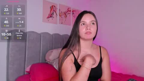 Snapshot of dafnevega chatting on November 19, 10:10 pm Dafne online show from November 19, 10:10 pm