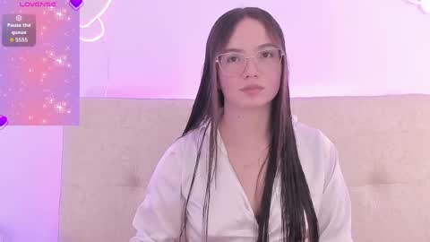 Dafne  online show from April 7, 3:34 pm