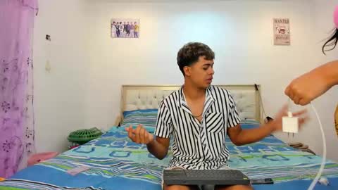 Snapshot of dafnezahiraa_ chatting on February 12, 3:29 am dafnezahiraa online show from February 12, 3:29 am