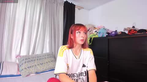 Dafnne online show from March 17, 3:15 pm