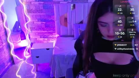 dahia  online show from April 21, 1:42 am