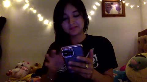 Snapshot of dahiana2727 chatting on November 18, 3:23 am dahia online show from November 18, 3:23 am