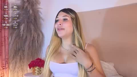 Dahiana online show from November 7, 8:20 pm