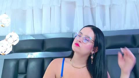 Dahiana online show from October 15, 11:32 am