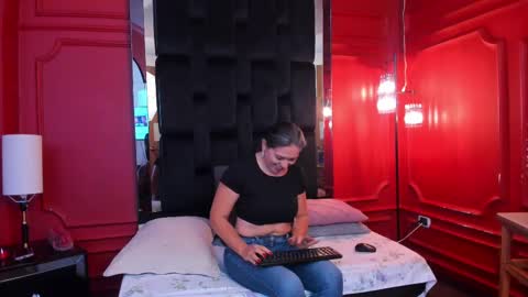 Dahiane Connor online show from November 14, 2:49 pm