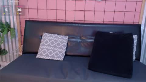 Snapshot of daiisy_kiss chatting on October 26, 1:06 pm daiisy_kiss online show from October 26, 1:06 pm