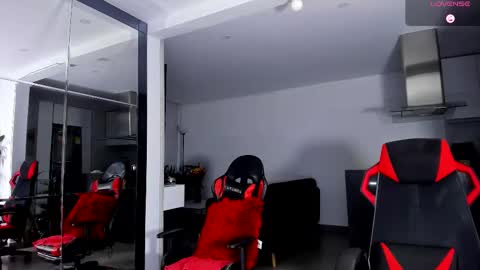 Snapshot of daikokuten_ chatting on October 19, 10:54 pm daikokuten_ online show from October 19, 10:54 pm