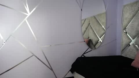 Snapshot of daila_ chatting on December 5, 6:44 pm daila_ online show from December 5, 6:44 pm