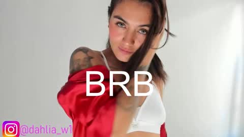 daila_ online show from February 17, 2:13 pm