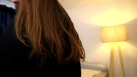 Lauren            online show from September 13, 1:33 pm