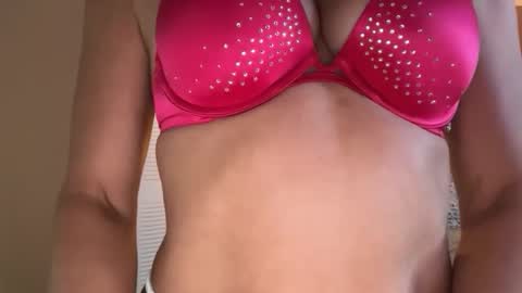 Snapshot of daisy9kat chatting on November 30, 4:11 pm Daisy137 online show from November 30, 4:11 pm