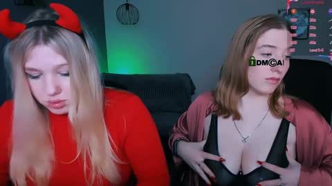 Snapshot of daisy_candy chatting on February 2, 5:21 am Little Di online show from February 2, 5:21 am