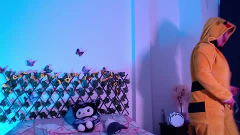daisy_girll online show from September 20, 12:50 pm