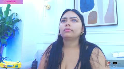 Daisy Price online show from January 17, 10:42 am