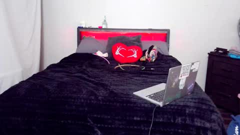 Daisy Wylde online show from October 16, 12:06 pm