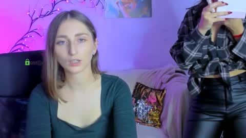 daisy online show from October 10, 10:47 am
