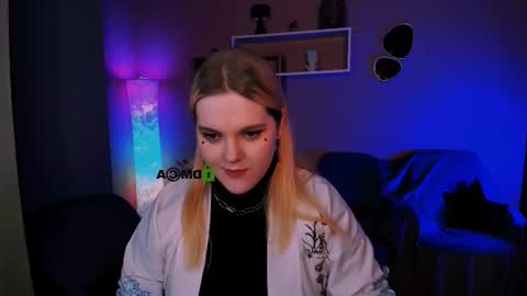 daisy online show from October 16, 11:17 pm