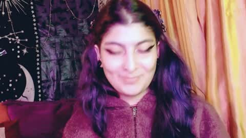 Snapshot of dak_7 chatting on December 20, 2:52 am    --  -- help me reach 100 hands up  online show from December 20, 2:52 am