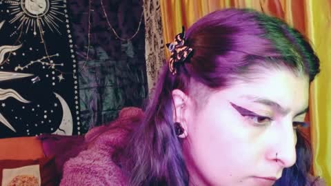 Snapshot of dak_7 chatting on December 20, 6:40 am    --  -- help me reach 100 hands up  online show from December 20, 6:40 am