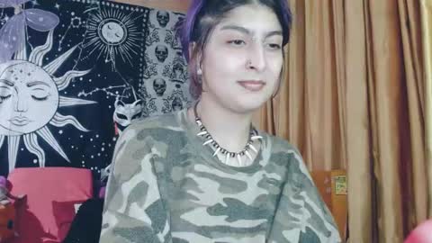 Snapshot of dak_7 chatting on February 22, 3:23 am    --  -- help me reach 100 hands up  online show from February 22, 3:23 am