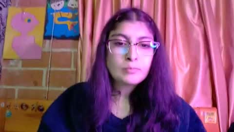 Snapshot of dak_7 chatting on September 12, 3:39 am    --  -- help me reach 100 hands up  online show from September 12, 3:39 am