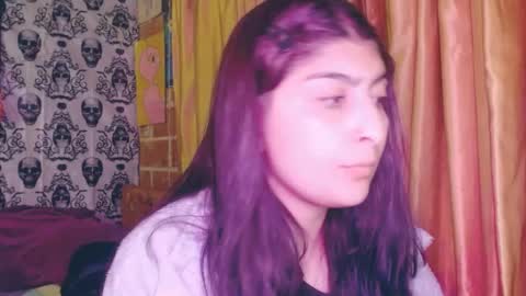 Snapshot of dak_7 chatting on September 26, 11:31 pm    --  -- help me reach 100 hands up  online show from September 26, 11:31 pm