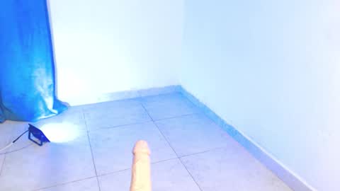 VALENTINA  online show from December 1, 1:10 am