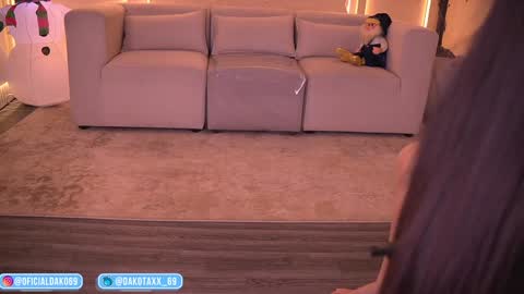 Snapshot of dakota_leex chatting on November 25, 3:39 am dako online show from November 25, 3:39 am