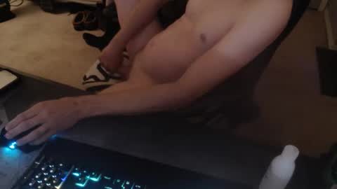 Snapshot of dakota_reilly chatting on October 25, 2:02 pm Dakota online show from October 25, 2:02 pm