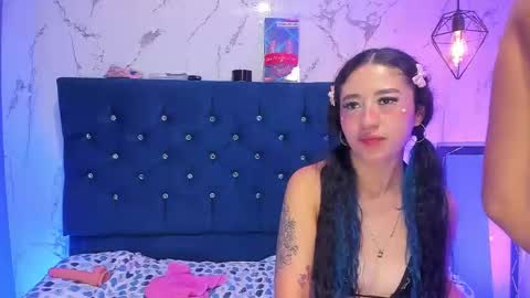 dakotaa_johnson online show from March 8, 2:04 am