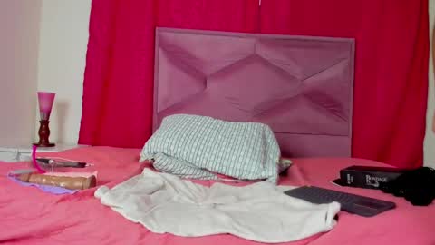 dakotaholand online show from January 25, 8:21 am