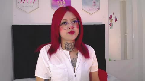 Daakota  online show from March 26, 12:00 pm