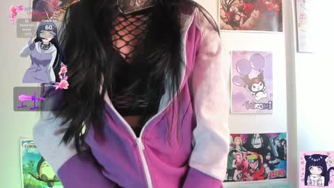 Snapshot of dakotta_rosee chatting on December 8, 3:35 pm  Isabella   independent model help me get 100 satisfied  online show from December 8, 3:35 pm